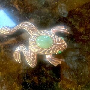Sterling Silver and Jade large Pin🌺